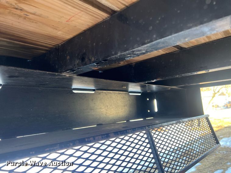 image for item OA9242 2020 Diamond C FMAX216  equipment trailer