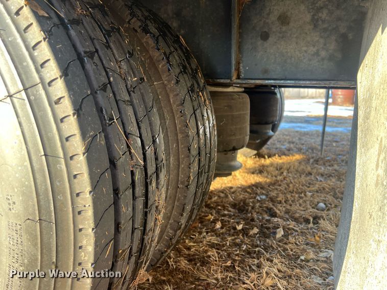 image for item OA9242 2020 Diamond C FMAX216  equipment trailer