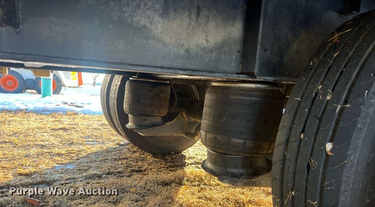 image for item OA9242 2020 Diamond C FMAX216  equipment trailer