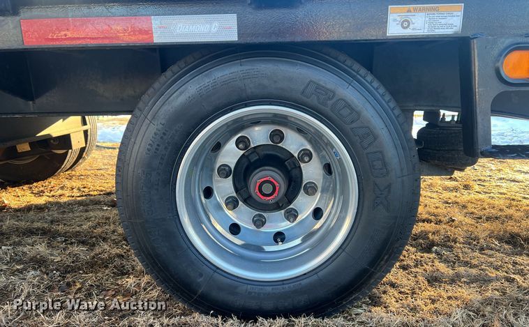 image for item OA9242 2020 Diamond C FMAX216  equipment trailer