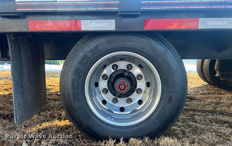 image for item OA9242 2020 Diamond C FMAX216  equipment trailer