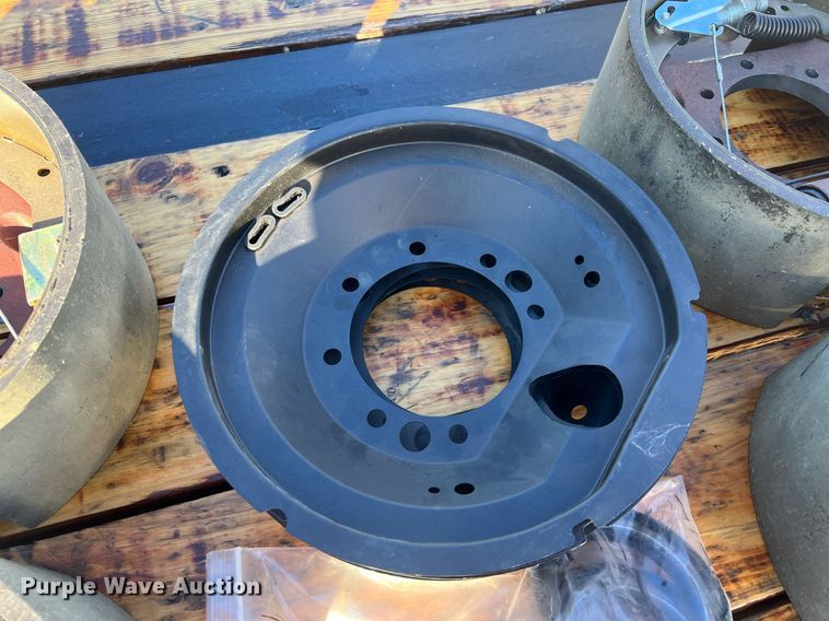 image for item OA9242 2020 Diamond C FMAX216  equipment trailer