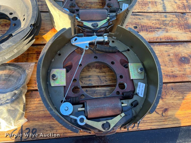 image for item OA9242 2020 Diamond C FMAX216  equipment trailer