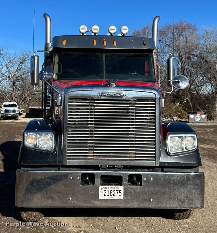 image for item OF9153 2011 Freightliner SD 122 Coronado semi truck