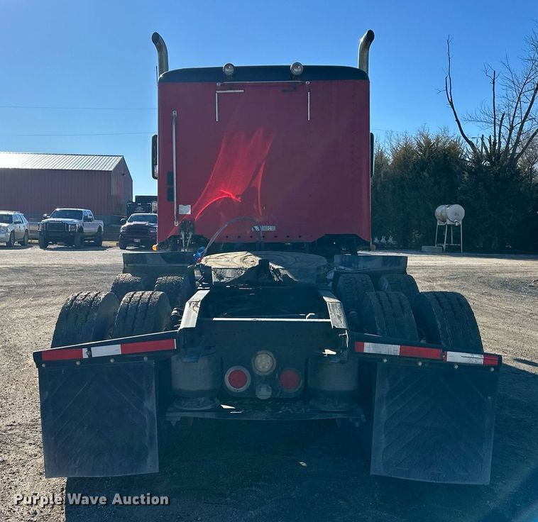 image for item OF9153 2011 Freightliner SD 122 Coronado semi truck