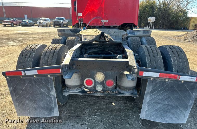 image for item OF9153 2011 Freightliner SD 122 Coronado semi truck