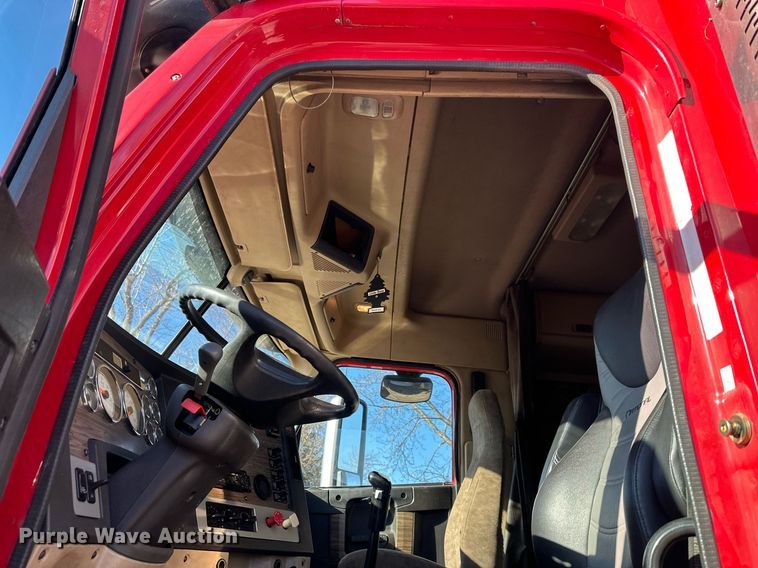 image for item OF9153 2011 Freightliner SD 122 Coronado semi truck