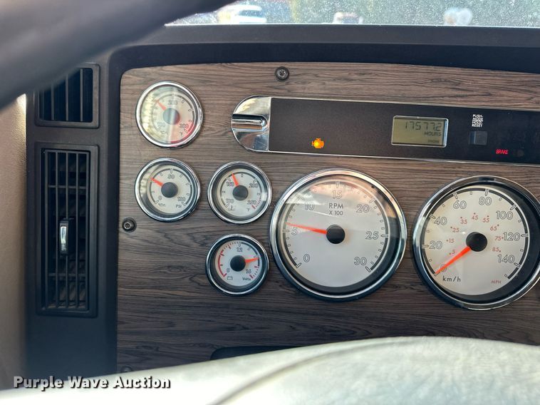 image for item OF9153 2011 Freightliner SD 122 Coronado semi truck