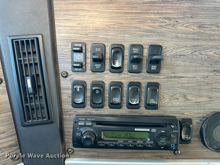 image for item OF9153 2011 Freightliner SD 122 Coronado semi truck