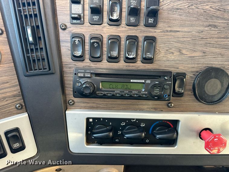 image for item OF9153 2011 Freightliner SD 122 Coronado semi truck