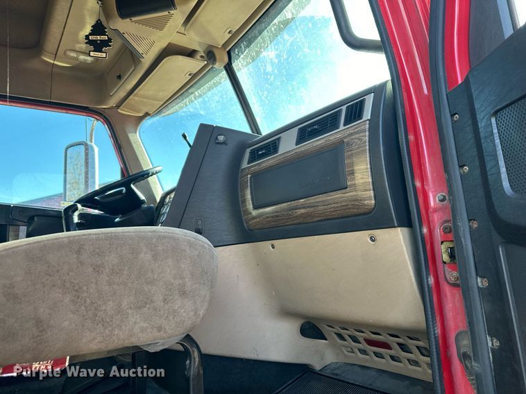 image for item OF9153 2011 Freightliner SD 122 Coronado semi truck