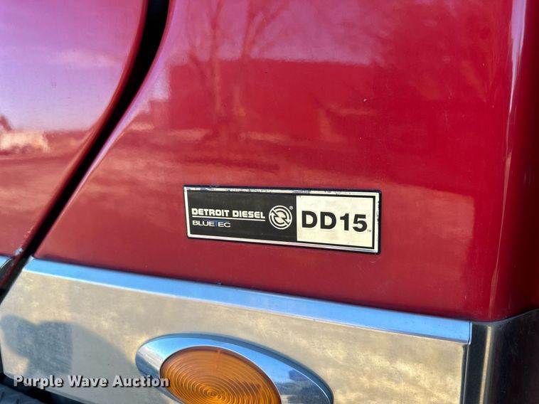 image for item OF9153 2011 Freightliner SD 122 Coronado semi truck