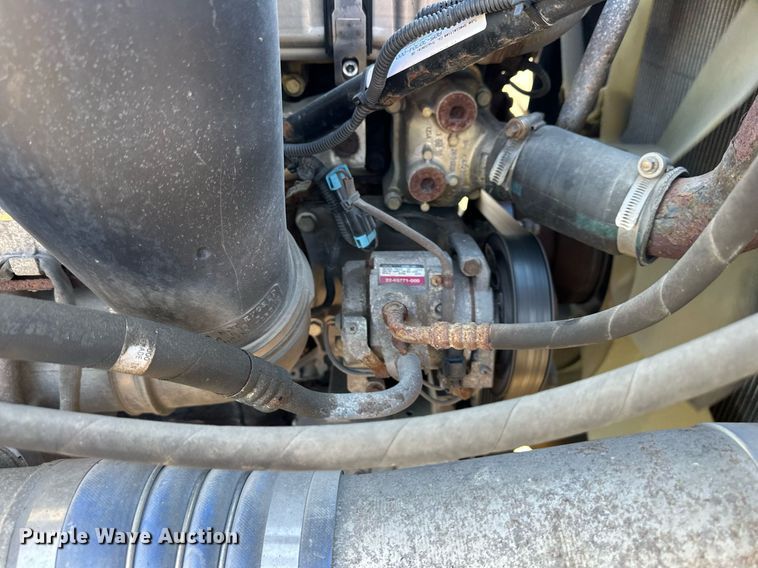 image for item OF9153 2011 Freightliner SD 122 Coronado semi truck