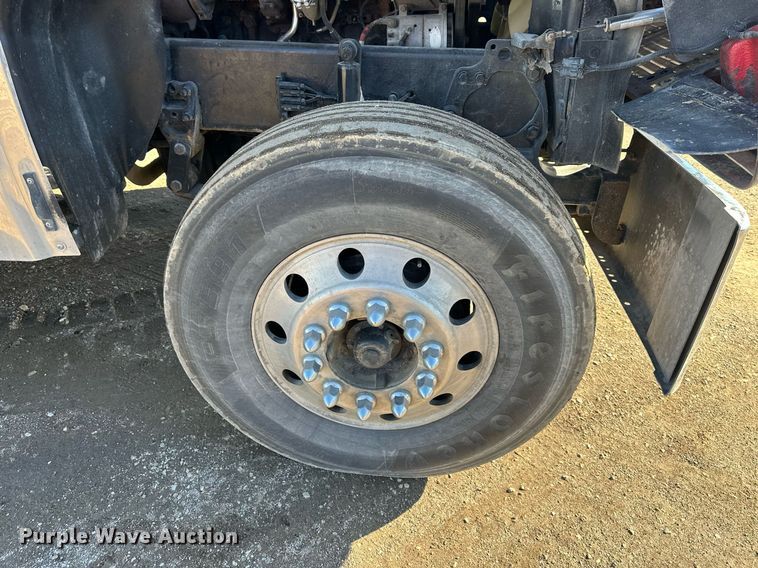 image for item OF9153 2011 Freightliner SD 122 Coronado semi truck