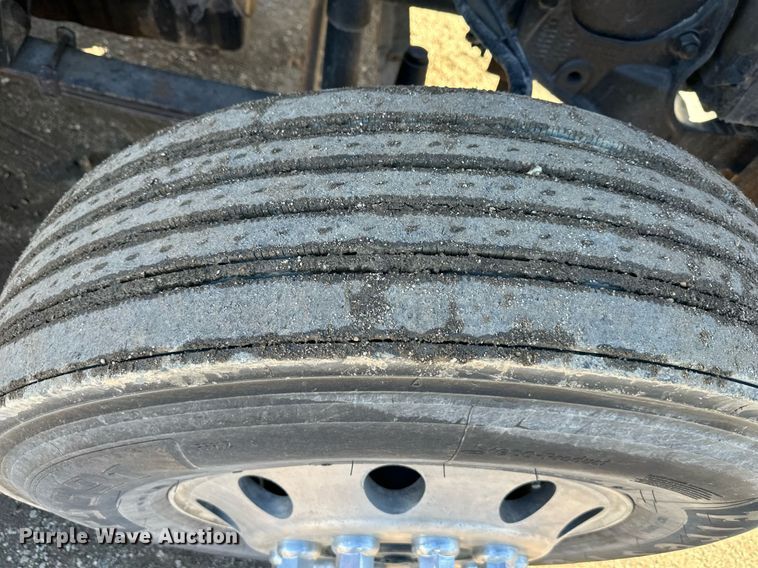 image for item OF9153 2011 Freightliner SD 122 Coronado semi truck