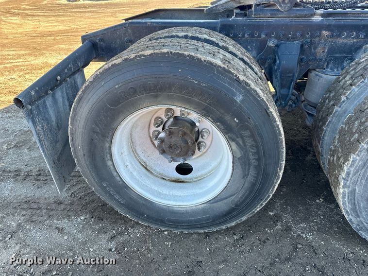 image for item OF9153 2011 Freightliner SD 122 Coronado semi truck