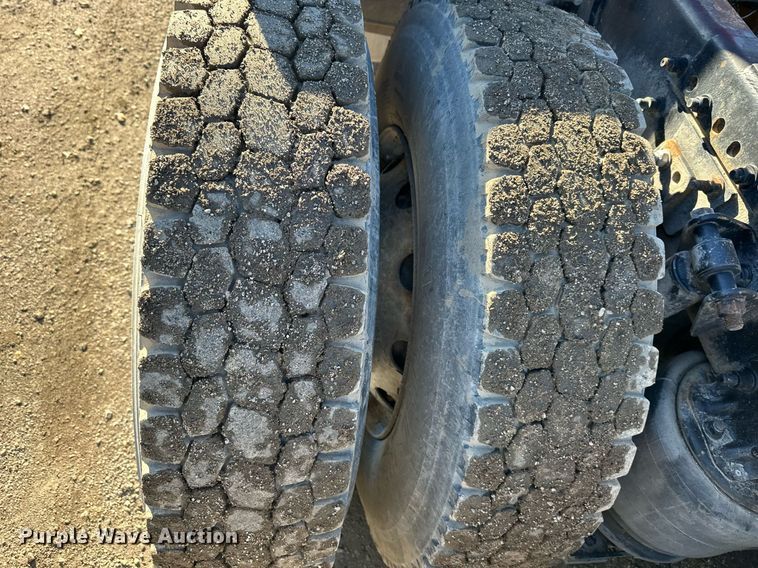 image for item OF9153 2011 Freightliner SD 122 Coronado semi truck