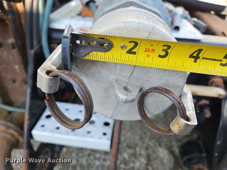 image for item OJ9703 2006 Freightliner  semi truck