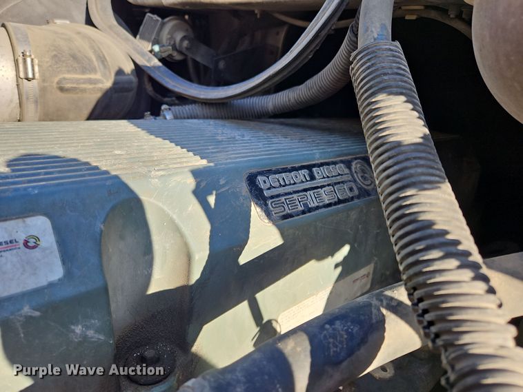 image for item OJ9703 2006 Freightliner  semi truck