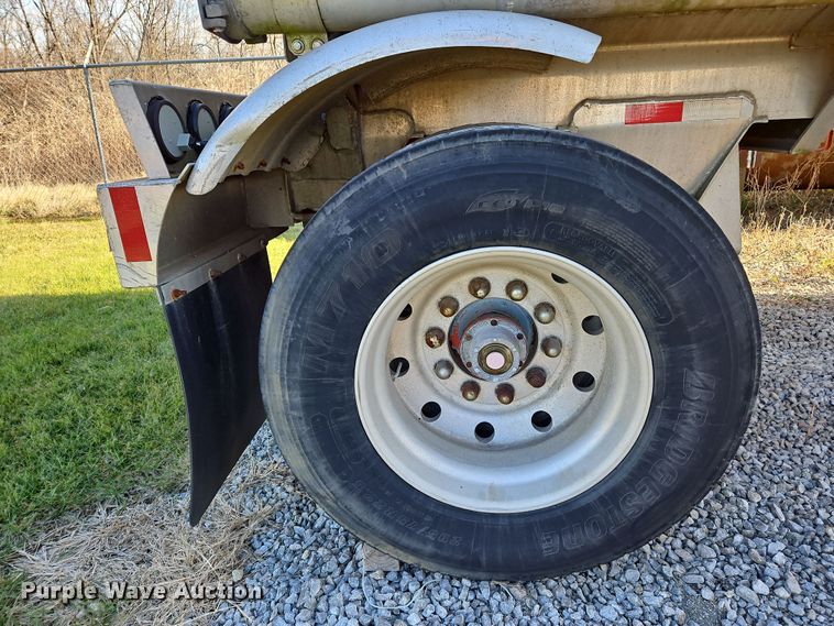 image for item OJ9704 1981 Clough Equipment  tank trailer