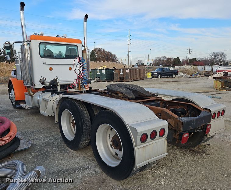 image for item OJ9706 2005 Peterbilt 379  semi truck