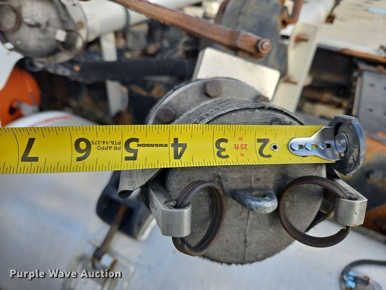 image for item OJ9706 2005 Peterbilt 379  semi truck