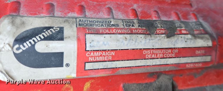 image for item OJ9707 2013 Freightliner Cascadia  tank truck