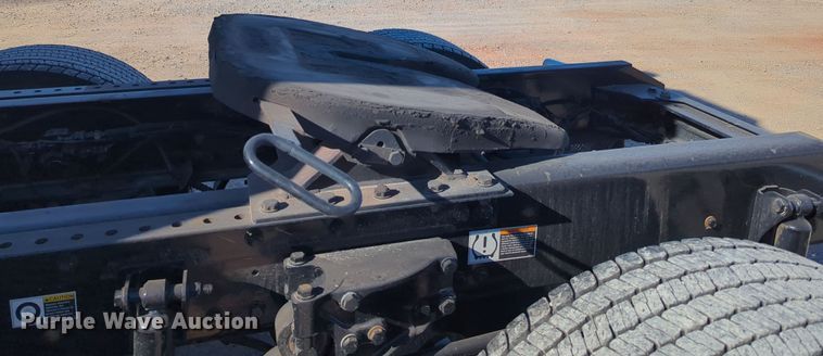 image for item OL9130 2020 Kenworth T680  semi truck