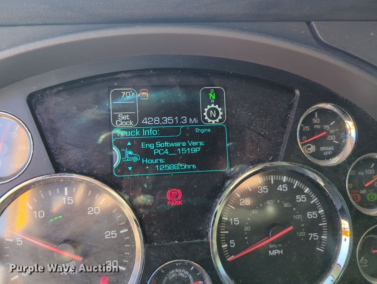 image for item OL9130 2020 Kenworth T680  semi truck