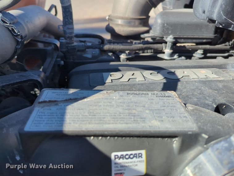 image for item OL9130 2020 Kenworth T680  semi truck