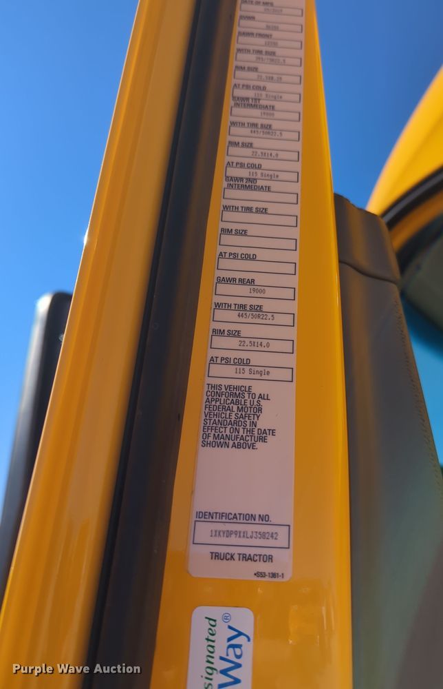 image for item OL9130 2020 Kenworth T680  semi truck