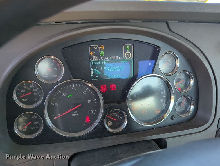 image for item OL9131 2019 Kenworth T680  semi truck