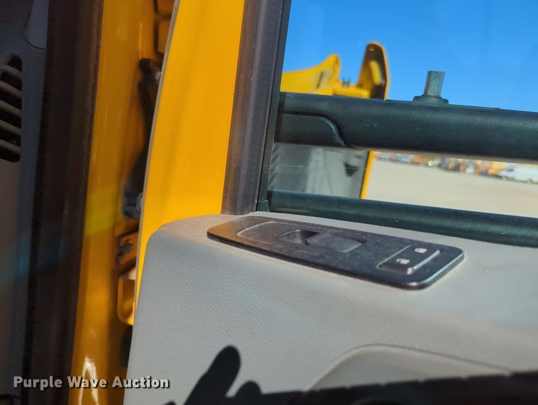 image for item OL9131 2019 Kenworth T680  semi truck