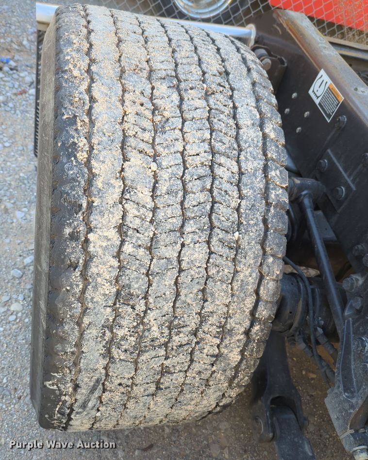 image for item OL9131 2019 Kenworth T680  semi truck