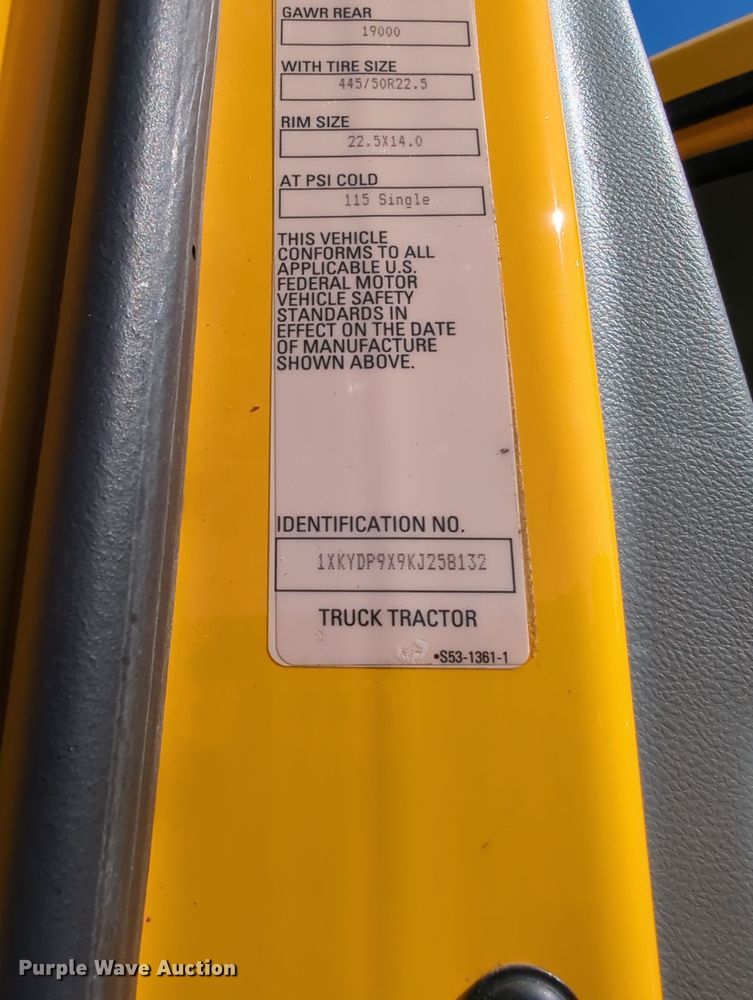 image for item OL9131 2019 Kenworth T680  semi truck