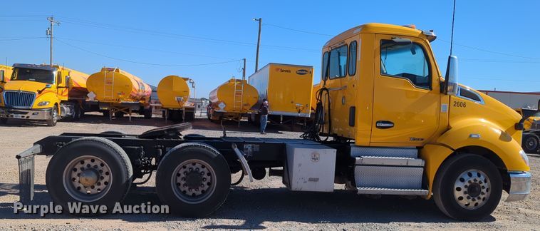 image for item OL9136 2019 Kenworth T680  semi truck