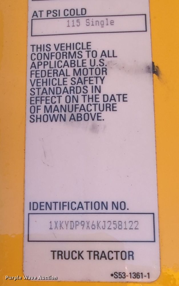 image for item OL9136 2019 Kenworth T680  semi truck