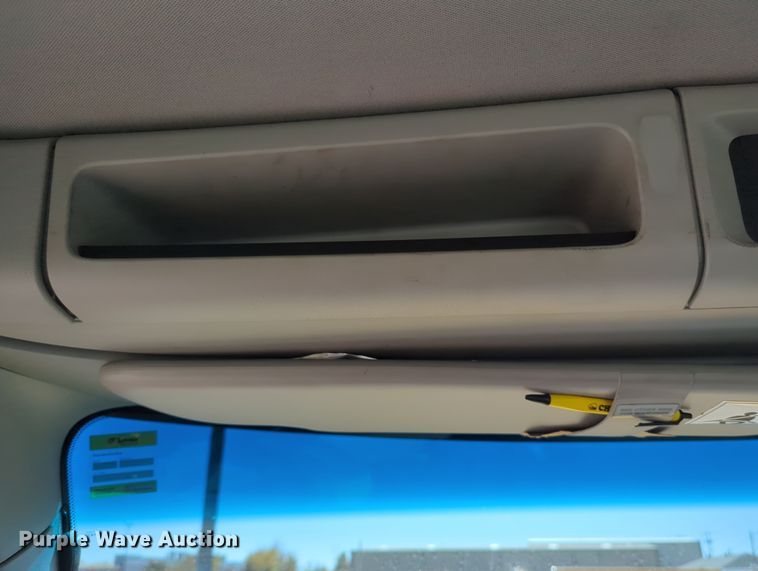 image for item OL9139 2019 Kenworth T680  semi truck