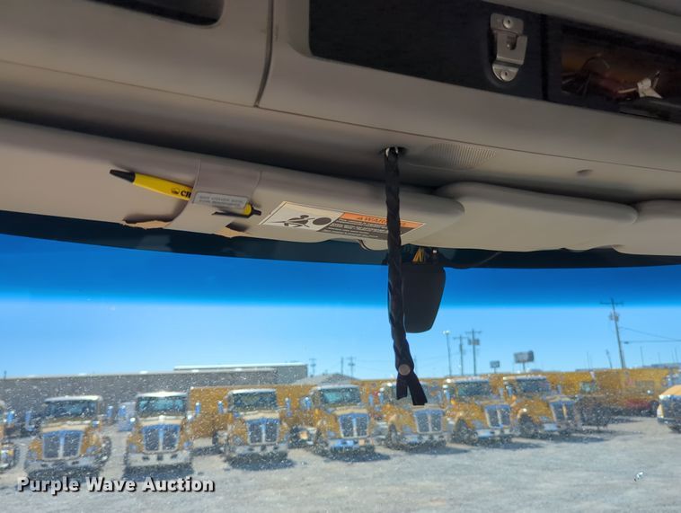 image for item OL9139 2019 Kenworth T680  semi truck