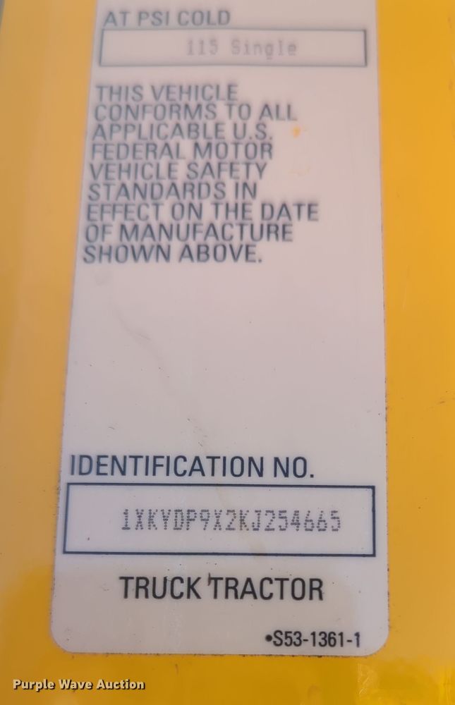 image for item OL9139 2019 Kenworth T680  semi truck