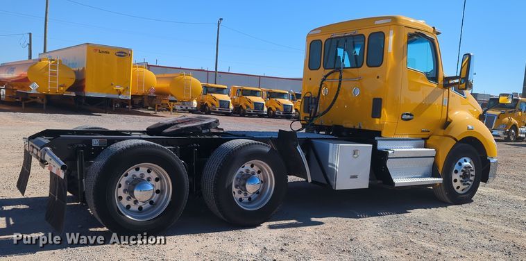 image for item OL9141 2019 Kenworth T680  semi truck