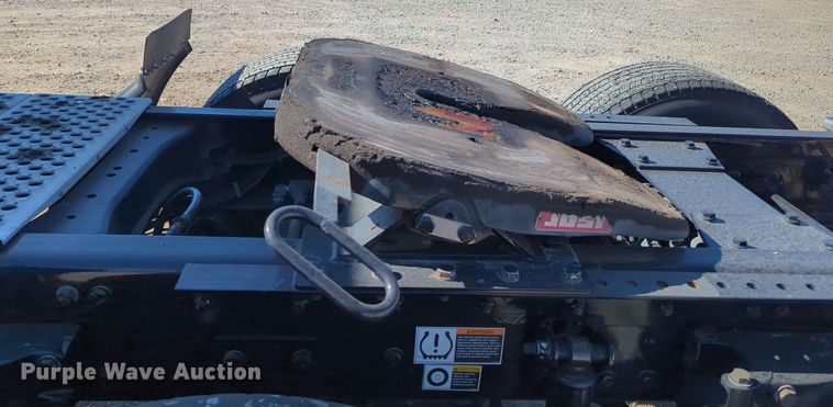 image for item OL9142 2019 Kenworth T680  semi truck