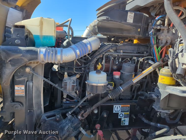 image for item OL9142 2019 Kenworth T680  semi truck