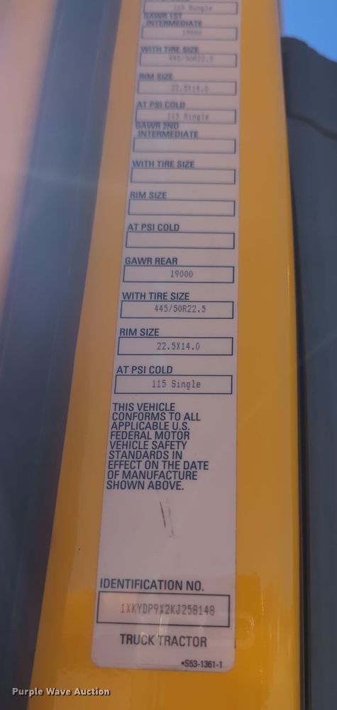 image for item OL9142 2019 Kenworth T680  semi truck