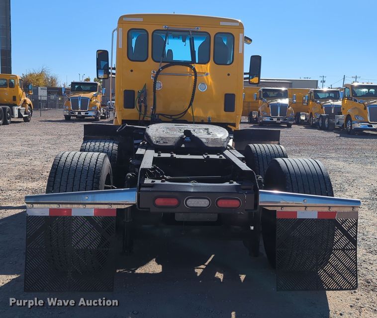 image for item OL9143 2019 Kenworth T680  semi truck