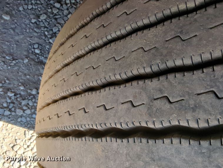 image for item OL9143 2019 Kenworth T680  semi truck