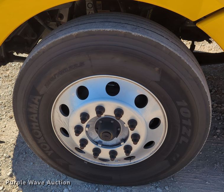 image for item OL9143 2019 Kenworth T680  semi truck