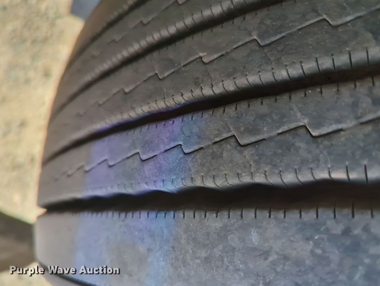 image for item OL9143 2019 Kenworth T680  semi truck