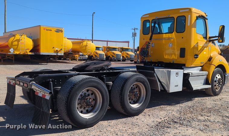 image for item OL9144 2019 Kenworth T680  semi truck