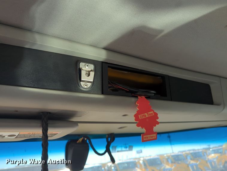 image for item OL9144 2019 Kenworth T680  semi truck